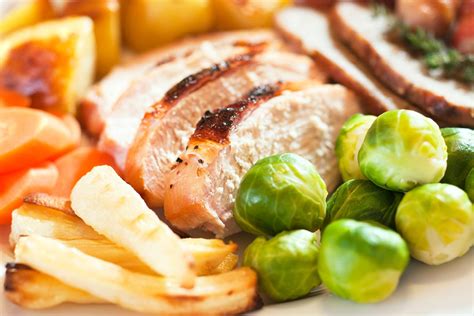 6 top tips to make your christmas dinner on a budget. Top Tips for Growing Your Own Christmas Dinner - Every Day ...