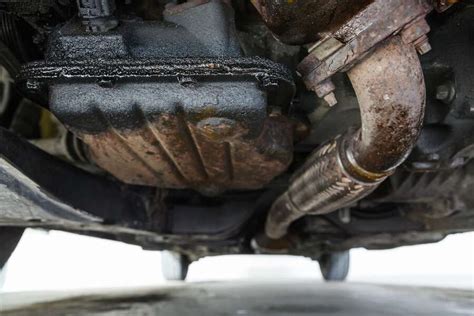 Engine Oil Leaks Causes And Effects Reliable Oil Change In Kyle Tx