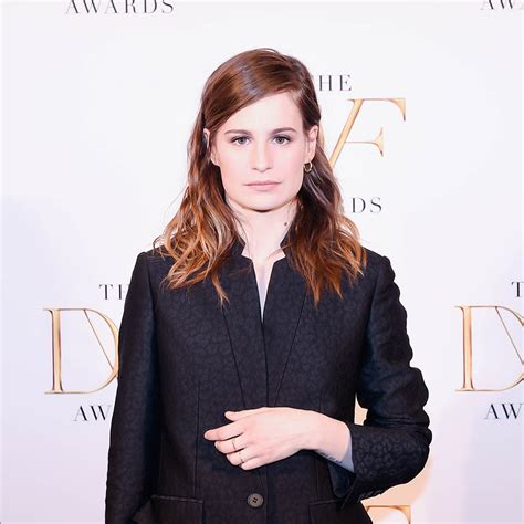 Queens club — danger kids 04:07. Christine and the Queens évoque sa sexualité - Elle