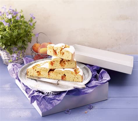 Obstkuchen mit früchten der saison. Aprikosen-Pfirsich-Kuchen - Annemarie Wildeisen's KOCHEN