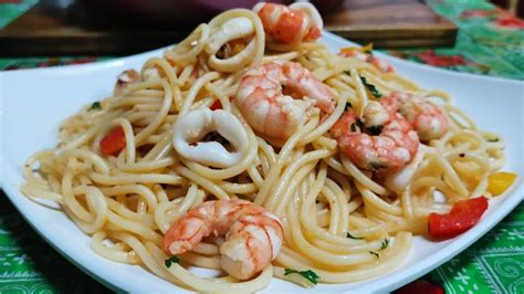 It is packed with so much flavor, and it is amazingly garlicky without being too overpowering. Resepi Aglio Olio Spaghetti - Quotes About f