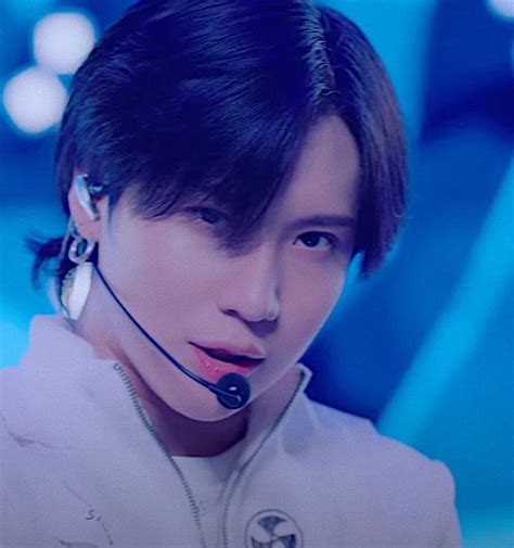 While taemin laughed and taeyong helped him return to an upright position, it. 𝐋𝐞𝐞 𝐓𝐚𝐞𝐦𝐢𝐧 | Shinee taemin, Taemin, Celebrity tattoos