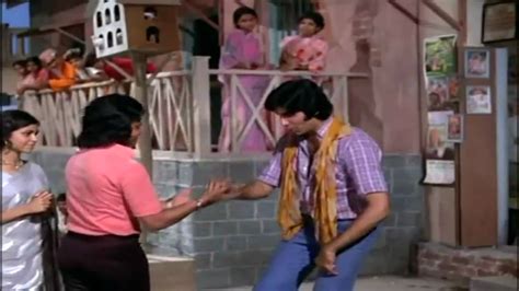 This application purane hindi gane is designed for old ones who want to remember their youthful times through songs. Zindagi Hasne Gane Ke Liye Hai Pal Do Pal - Kishore Kumar ...