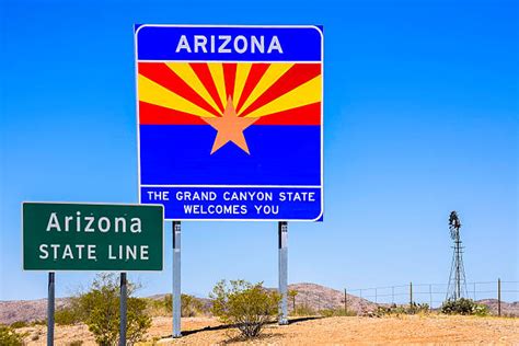50 Welcome To Arizona Sign State Line Stock Photos Pictures And Royalty