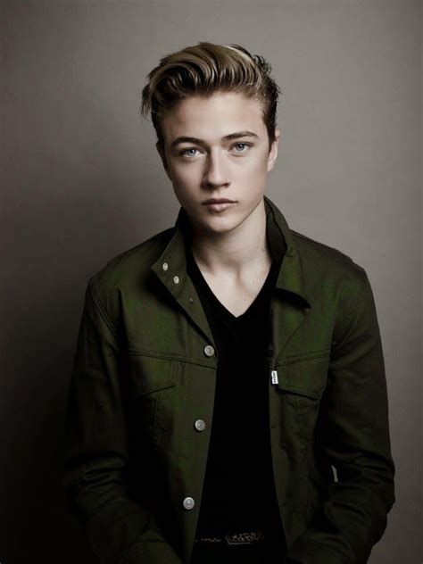 Lucky Blue Smith Is Still Super Attractive And Super Young Lucky B