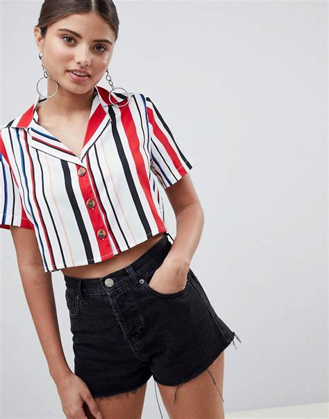 Height 5'5, bust 32, waist 26. PrettyLittleThing Striped Button Down Crop Shirt in Red - Lyst