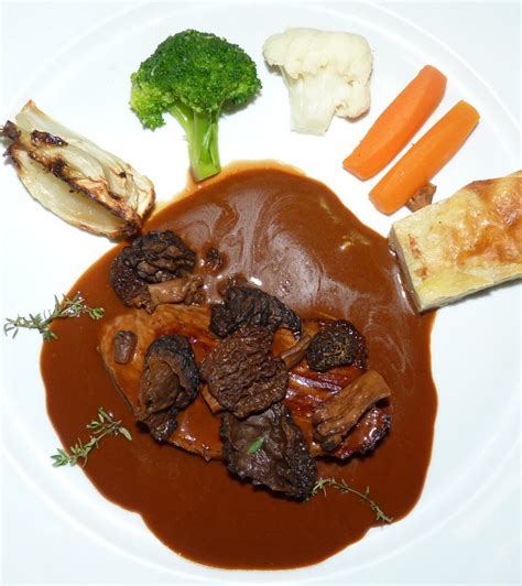 Filet mignon de veau sauce morilles