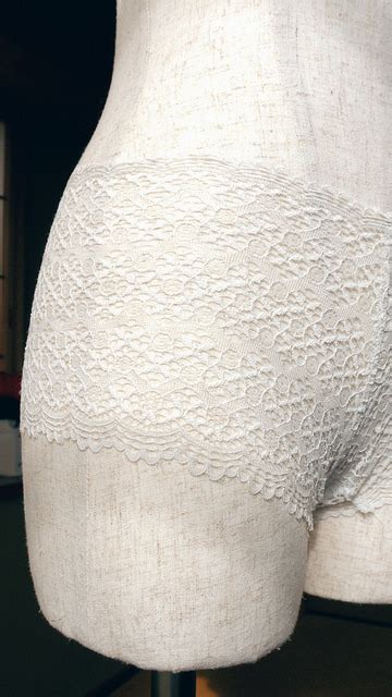 If you are new to sewing, with a bit of experience working with knits, this is the perfect project for you. Soft bras (Watson and Jalie 3131) - verypurpleperson