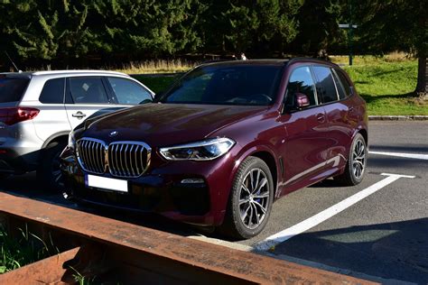 Special BMW X5 with special colors spotted in Romania