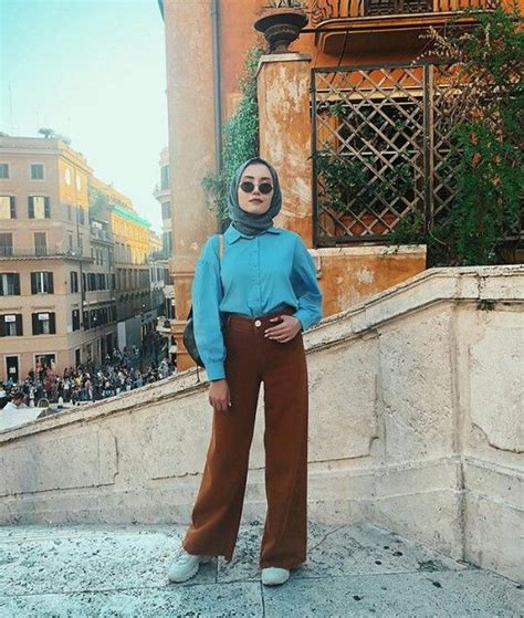 farklı 😜😜 street hijab fashion muslim fashion modest fashion riped jeans hareem pants