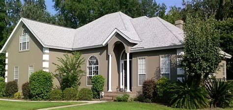 If you want to remove the stucco ceiling, it is best to take help of a painter. Painting Stucco in Auburndale-Newton, MA | ProTEK Painters