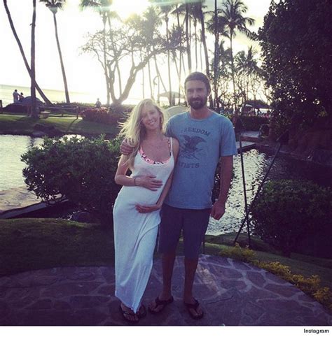 Leah Jenner Flaunts Bare Baby Bump In Lingerie See The Pic