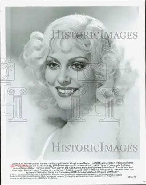 1982 PRESS PHOTO Actress Lesley Ann Warren In Victor Victoria