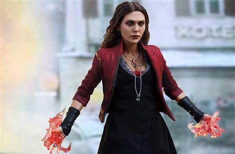 Wanda maximoff y visión, dos seres súper poderosos que viven sus vidas cotidianas ideales, comienzan a sospechar que no todo es como parece. Hot Toys lanza la figura de Bruja Escarlata de Vengadores 2