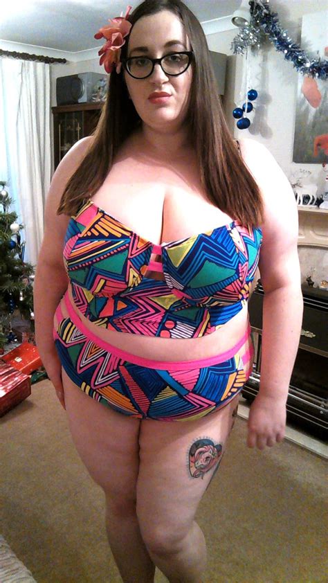 Looking for a good deal on chubby girls? New Year, Same Body - Does My Blog Make Me Look Fat?