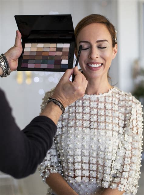 Sydne Style Shows New Years Eve Makeup Ideas With Mary Kay