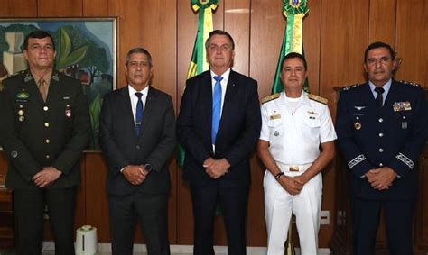 Novos Comandantes Das Forças Armadas São Anunciados Pelo Ministro Da Defesa Bacananews
