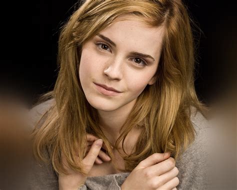 Hr37 Emma Watson Profile Girl Actress Film Wallpaper