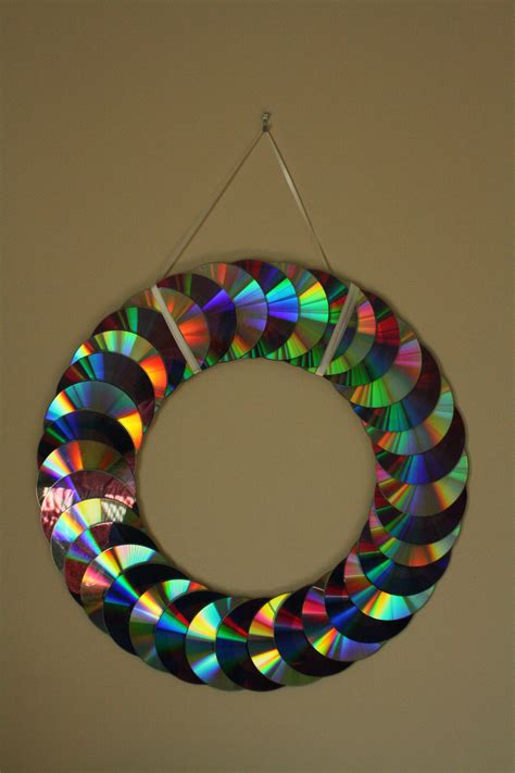 A Layered Cd Wreath Cd Crafts Crafts With Cds Recycled Cd Crafts