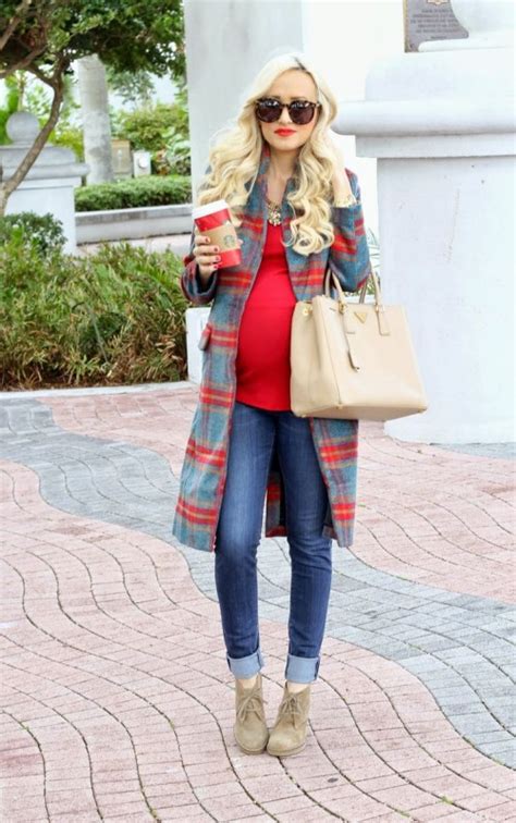 27 Stylish Maternity Winter Outfits To Enjoy The Season