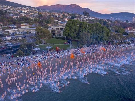 Dark Mofo Winter Solstice Nude Swim Sees Record Numbers In Hobart Abc My Xxx Hot Girl