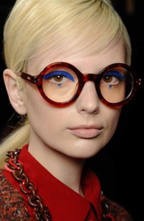 Pin By V Duff On Eye Flair Classy Glasses Bold Glasses Hair Makeup