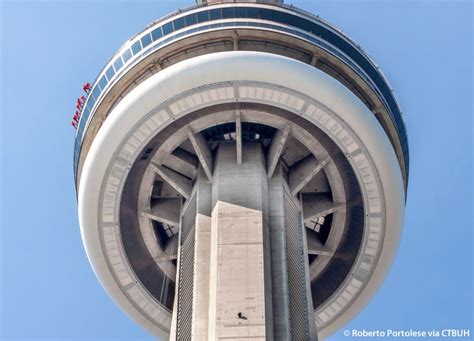 The most widely recognized landmark in toronto, the cn tower soars high above the surrounding buildings of toronto's skyline. CN Tower - The Skyscraper Center