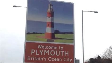 Plymouth Unveils Britains Ocean City Welcome Signs Bbc News