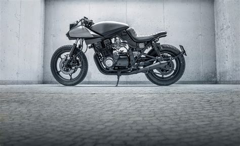 2003 suzuki katana 750 d&d exhaust. El Tiburon Suzuki Katana | Return of the Cafe Racers