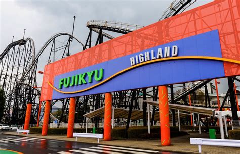 Visit Fujikyu Highland Your Favorite Japanese Amusement Park Yabai