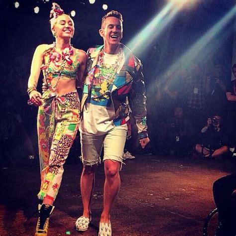 Miley Cyrus Debuts Dirty Hippie At Nyfw With Jeremy Scott