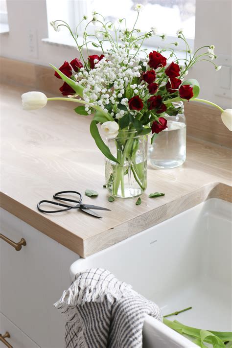 Here are ten different types of bananas you might want to try. Rearrange Grocery Store Flowers for a Better Bouquet - Tidbits