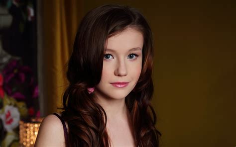 Emily Bloom Wallpapers Images Photos Pictures Backgrounds