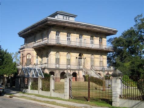 The Picturesque Style Italianate Architecture The Florence Luling