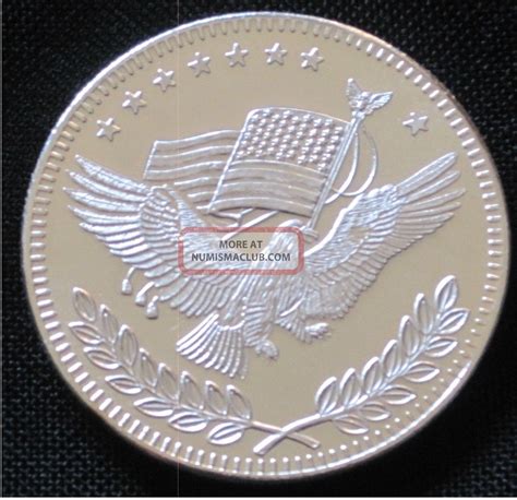 1 Troy Oz Silver American Eagle With Flag Brilliant Uncirculated 999