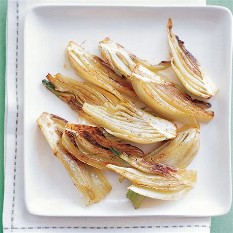 I substituted ouzo for the arak (both are anise flavored liquors) and california pixies for clementines. Roasted Fennel