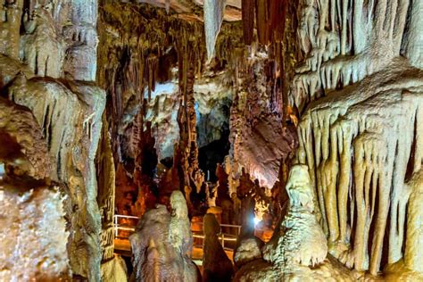 Petralona Cave Geological Shapes Halkidiki