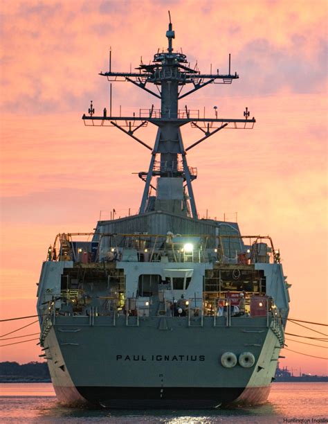 Ddg 117 Uss Paul Ignatius Arleigh Burke Class Destroyer Navy