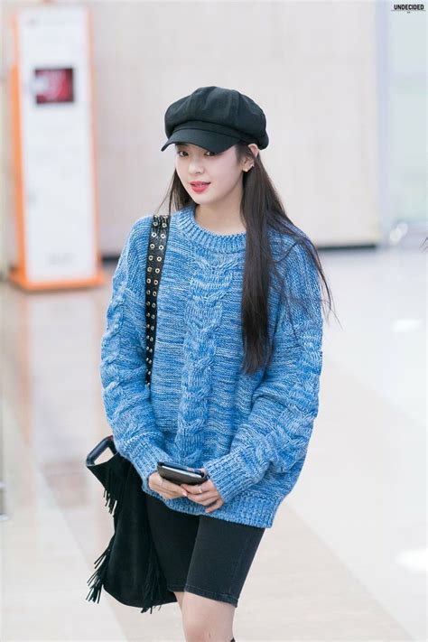 190330 lia her first airport fashion ♡pic.twitter.com/5q3q9kdk3r. Lia Itzy Fashion Airport - itzy 2020