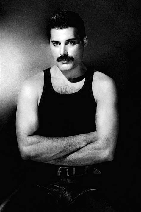 Try freddiemeter to find out! Freddie Mercury | Queen Photos | Page 5