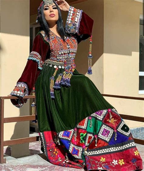 Pin By Ab Baktash On Afghan Dresses Afghan Dresses Afghan Clothes