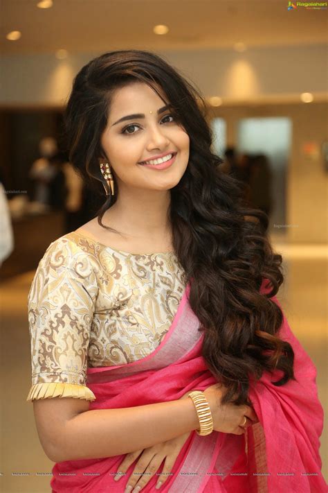 Anupama Parameswaran At Vunnadhi Okate Zindagi Thanks Meet Hd Image