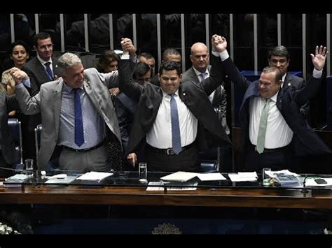 Desde então, passou a usar a residência apenas como escritório político. Davi Alcolumbre é o novo presidente do Senado - YouTube