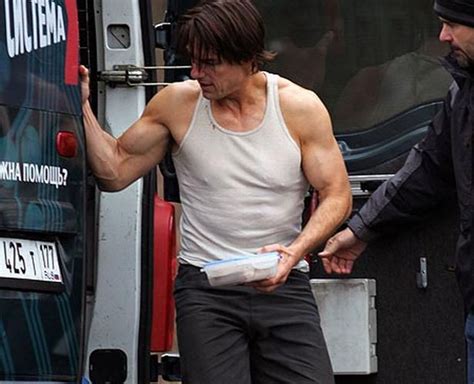 Tom Cruise Flexes His Muscles On Set Of Mission Impossible 4 Mirror