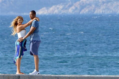 Beyonce And Jay Z With Their Daughter Blue Ivy In Sardinia Mirror Online
