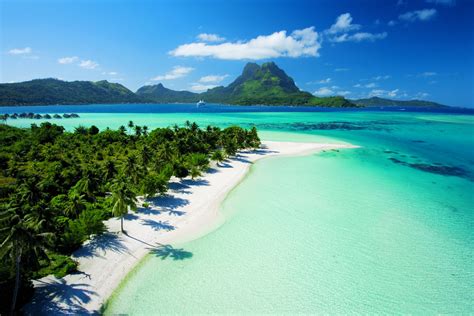 Bora Bora Island And Best Beach Hut Resort The Best Beach