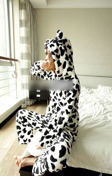 Cute Girls Cow Pattern Thickening Pajamas Sets