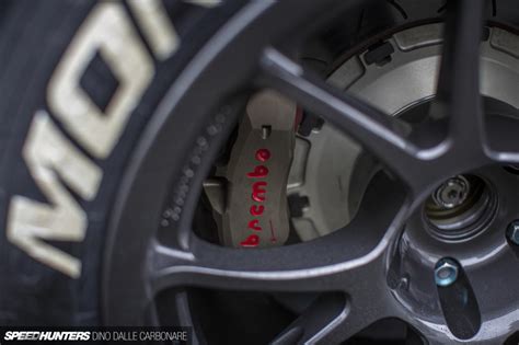 Wheel Brakes Macro Hd Wallpaper Cars Wallpaper Better