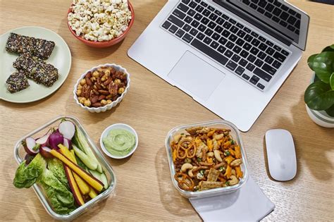 How To Snack Smarter At Work Wsj