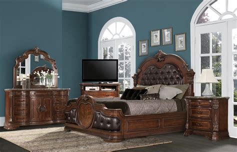 And, you guessed it, it's all built. Homelegance Antoinetta 4pc Panel Bedroom Set in Warm ...